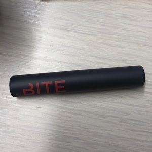 BITE beauty outburst longwear lip stainOrange Fizz